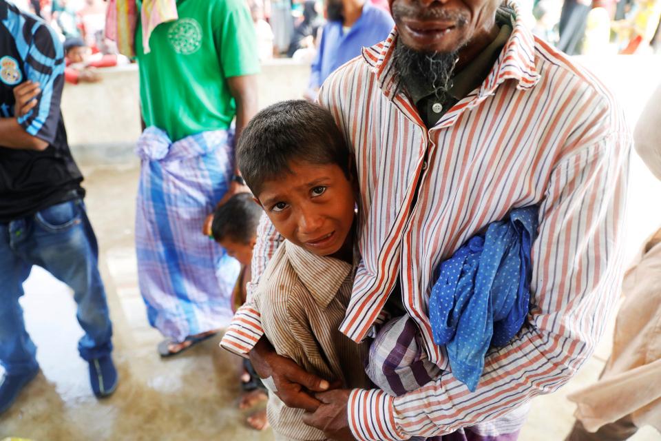 تصویر نگران کننده از نوزاد روهنگیایی زخمی