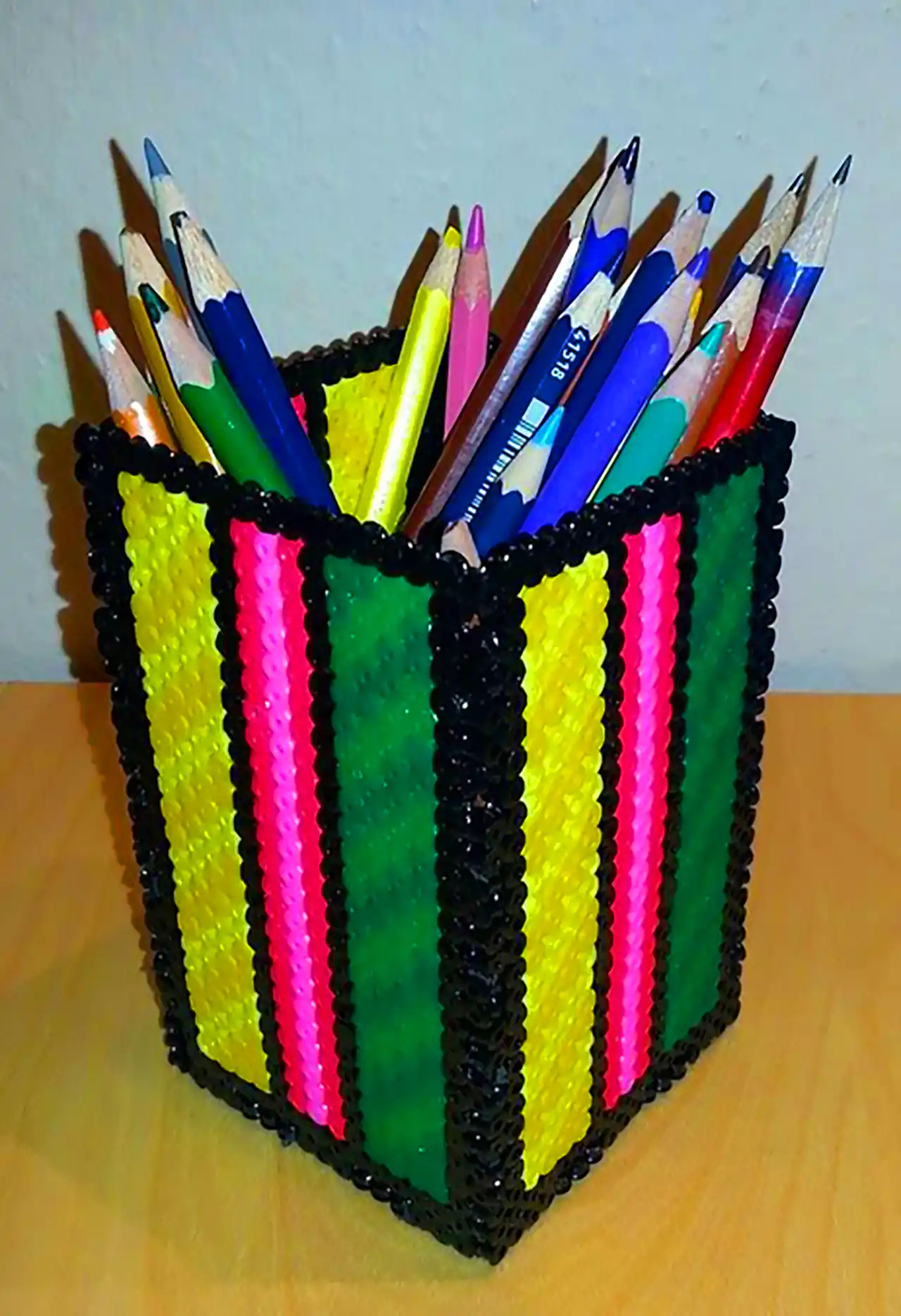 جامدادی رومیزی دستساز