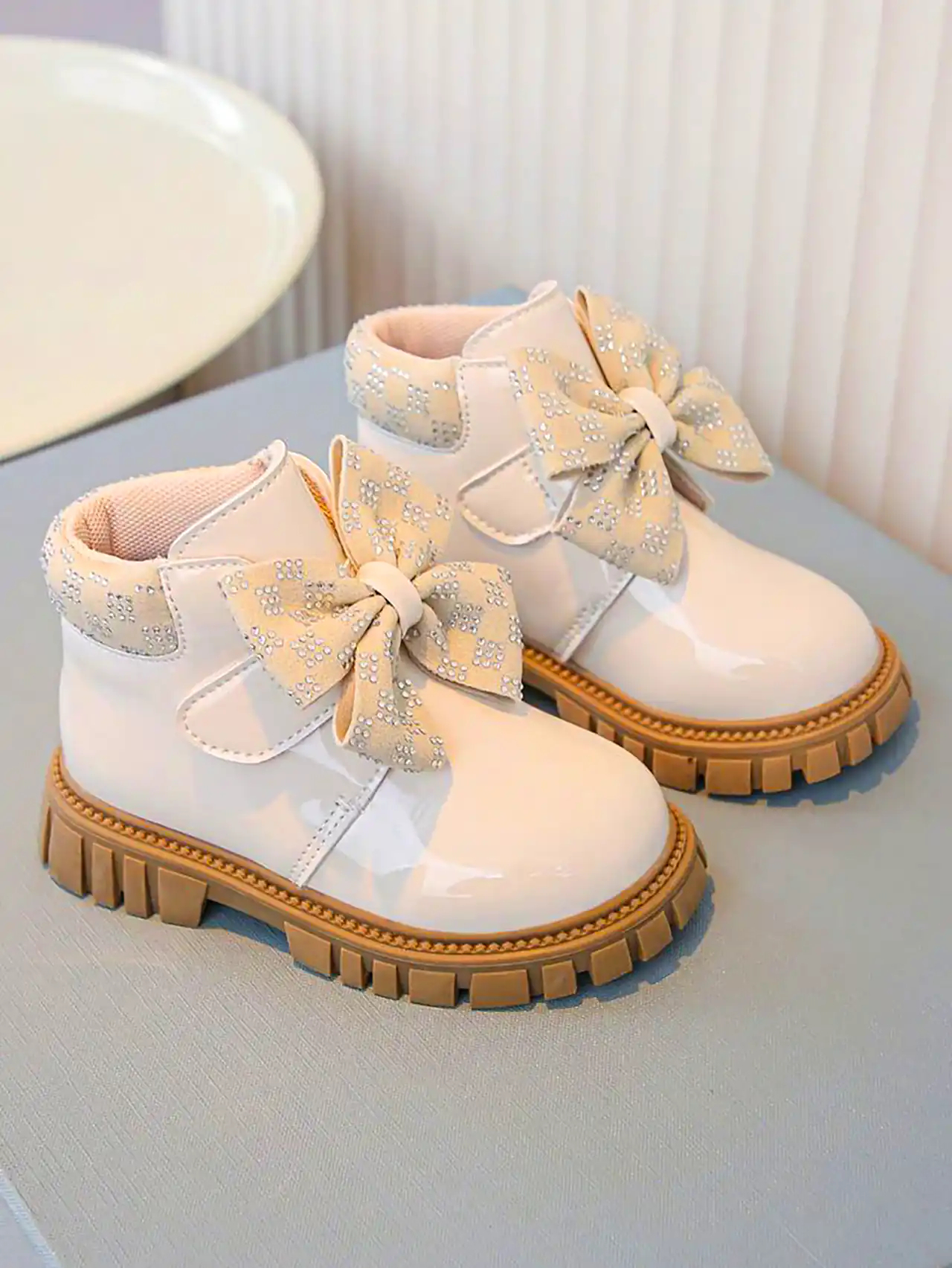 بوت پاییزی جذاب دخترانه