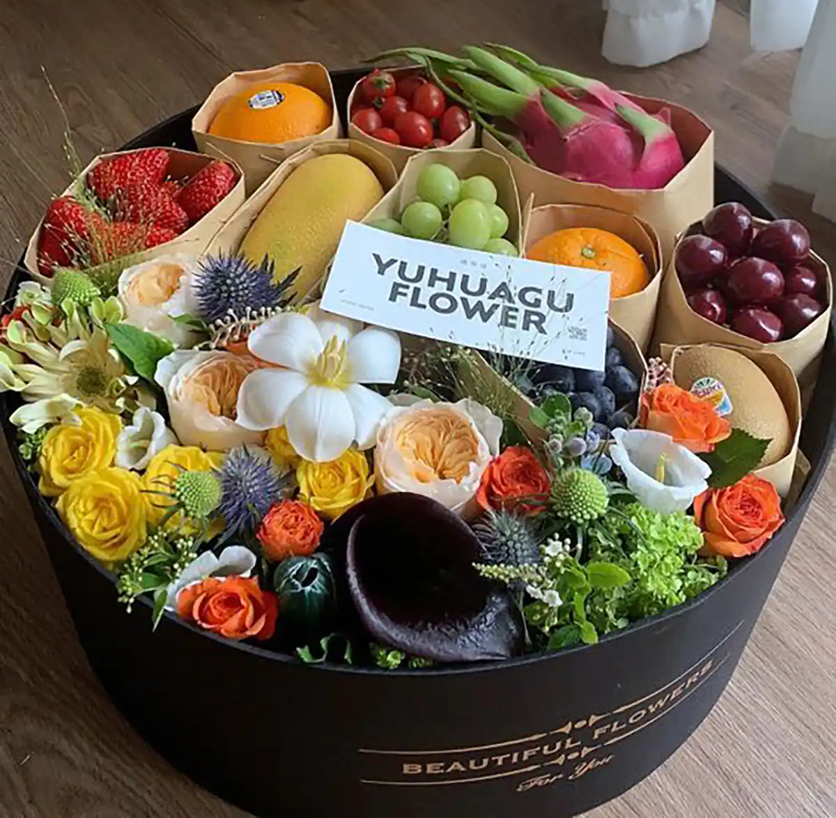 باکس میوه و گل
باکس میوه عیادت بیمار
باکس گل و میوه برای عیادت
باکس میوه بله برون
باکس میوه چوبی
باکس میوه خشک
