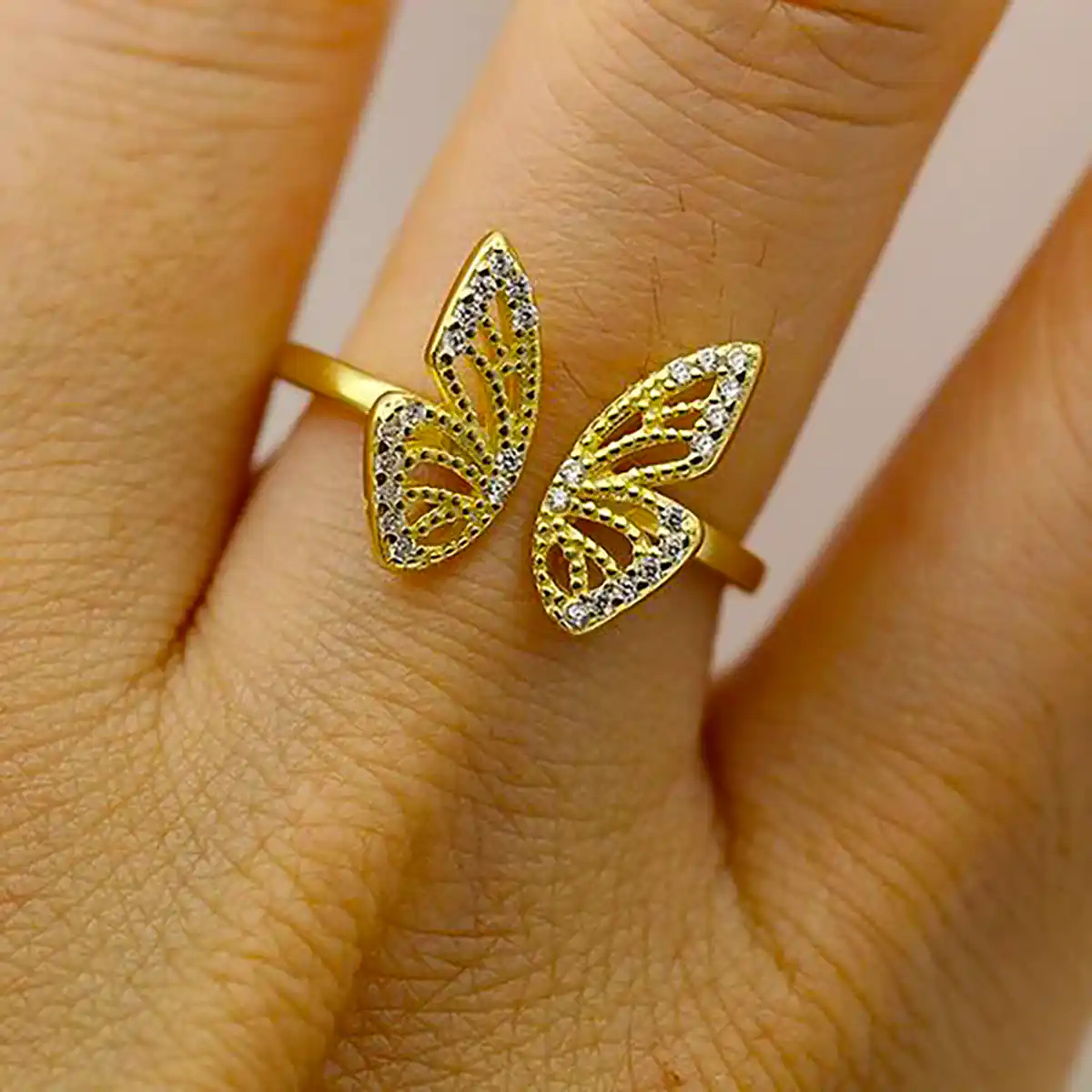 انگشتر کیوت پروانه ای طلا