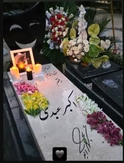 اکبر عبدی
