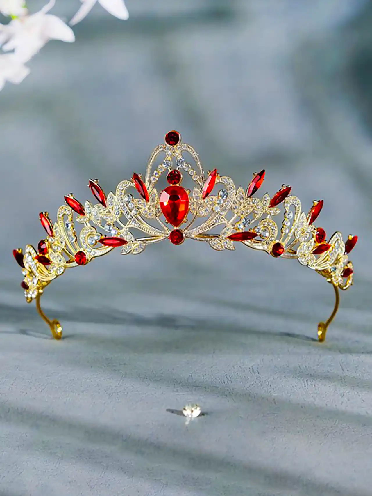 تاج سلطنتی عروس قرمز 