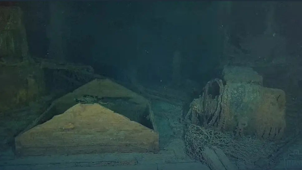 لاشه کشتی تایتانیک در اعماق اقیانوس