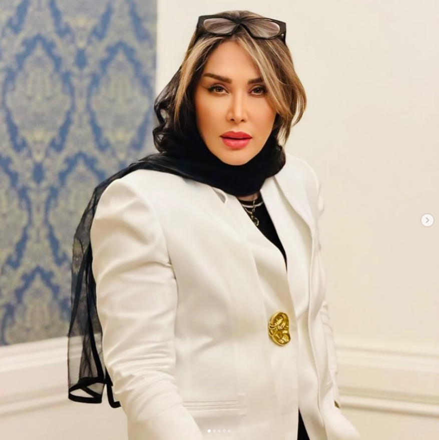 سارا منجزی پور