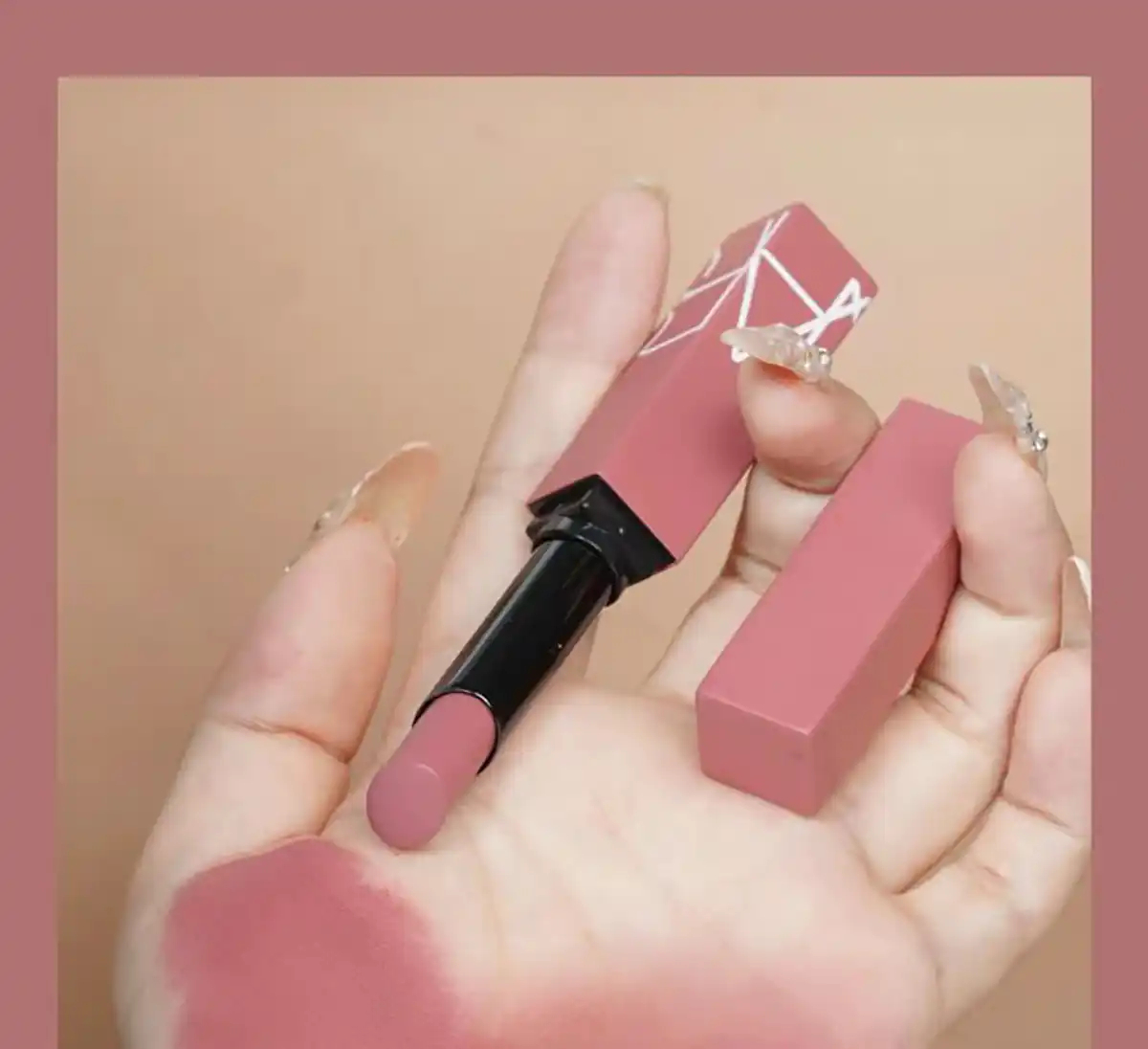انواع رژلب مایع
عکس انواع رژ لب
انواع رژ لب فانتزی
انواع رژ لب های مخملی
انواع رژ لب دخترانه
انواع رژ لب برای پوست گندمی
انواع رژ لب براق
انواع رژلب جامد
