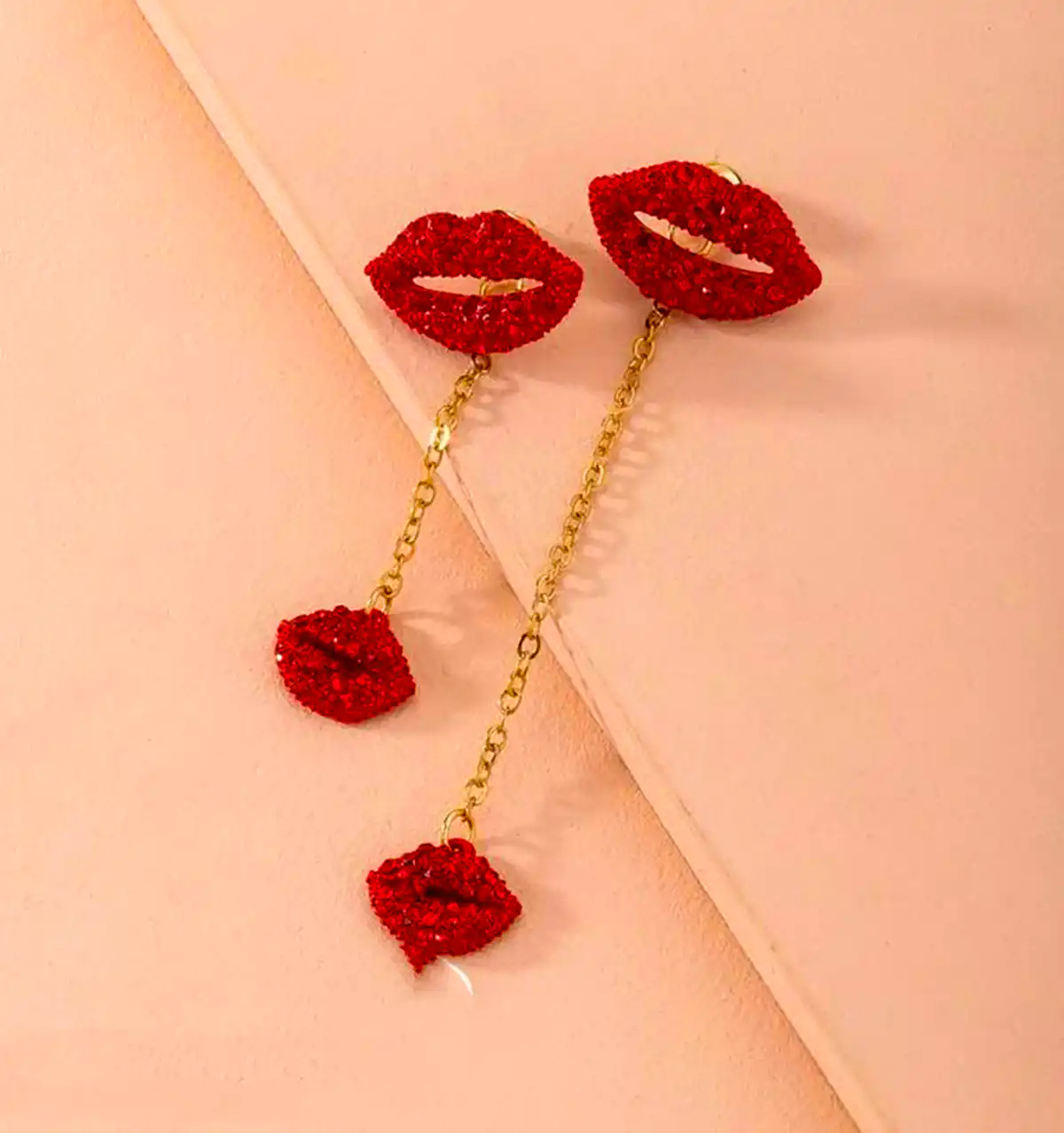 گوشواره فانتزی قرمز