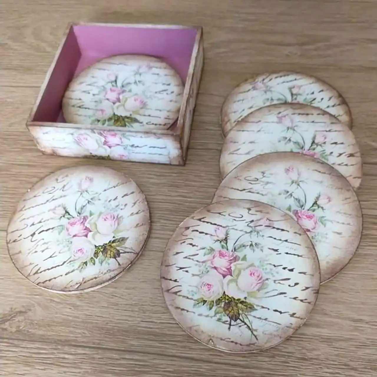 زیر لیوانی چوبی طرحدار