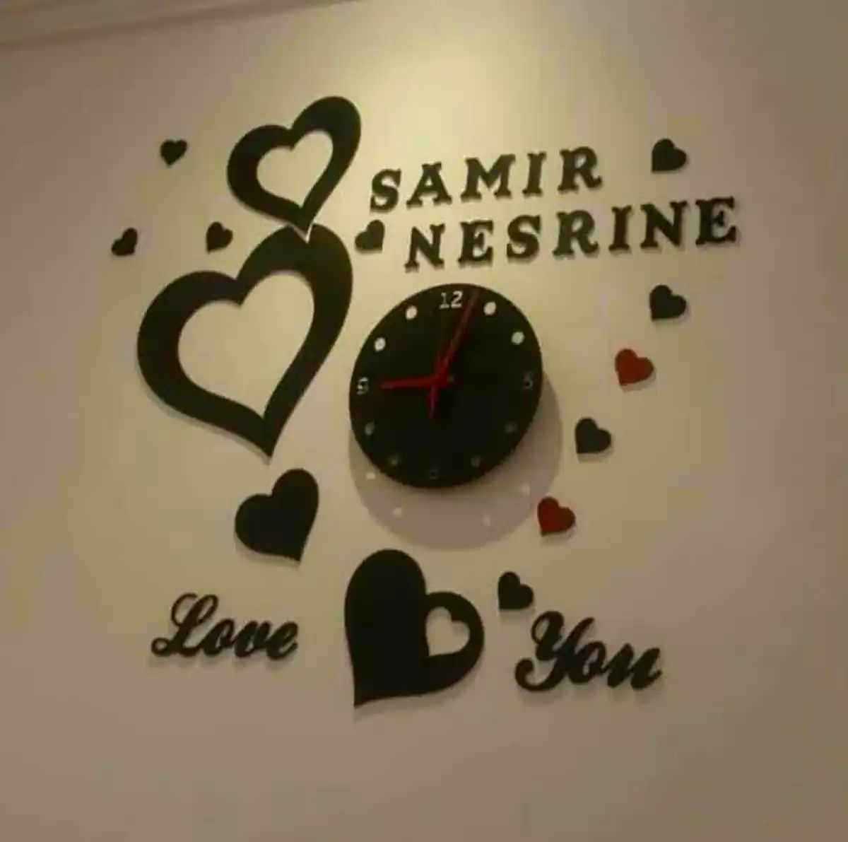 ساعت دیواری فانتزی چوبی
