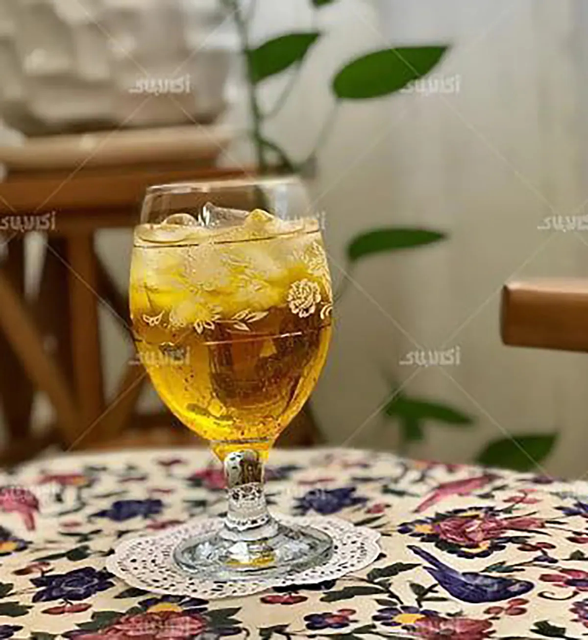 نوشیدنی خنک میوه ای و طبیعی در جدول
طرز تهیه نوشیدنی خنک تابستانی
طرز تهیه نوشیدنی خنک برای مهمانی
نوشیدنی خنک ساده
نوشیدنی های باکلاس سرد
