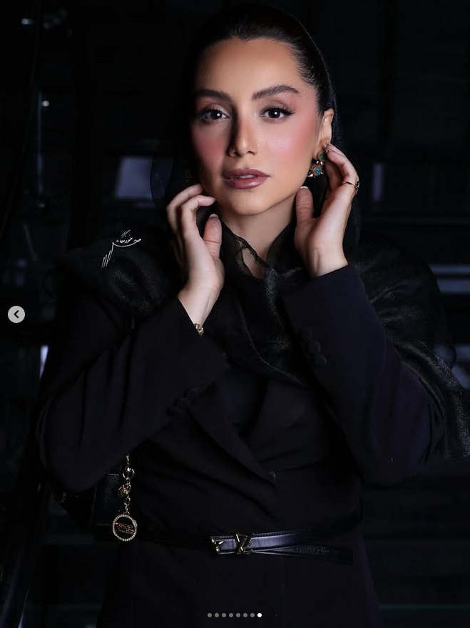 نازنین بیاتی