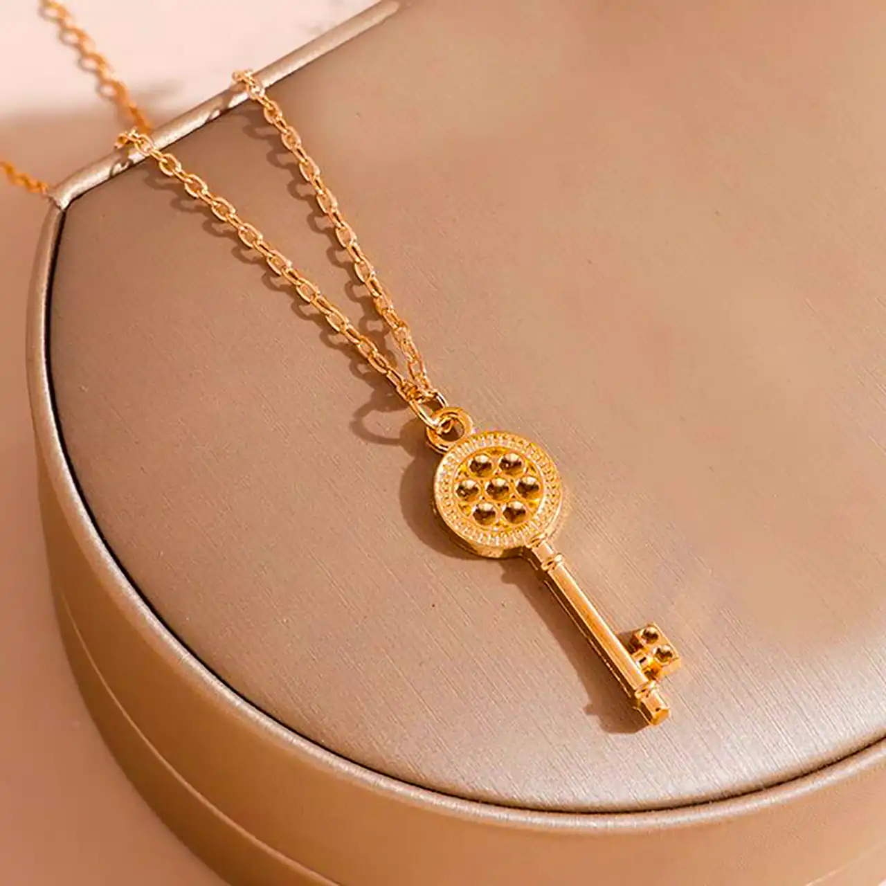 گردنبند طلا طرح کلید