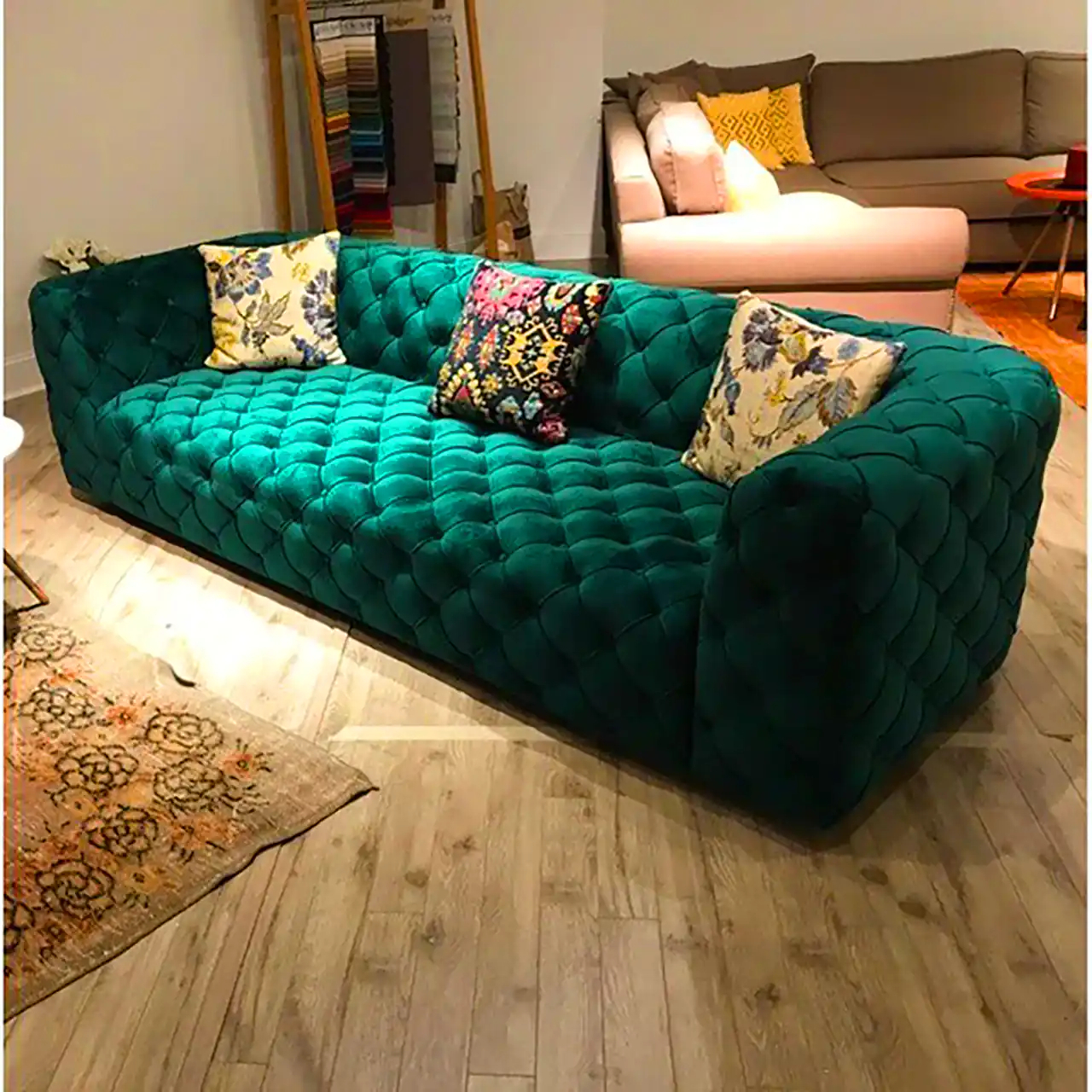 مبل سبز کله غازی 