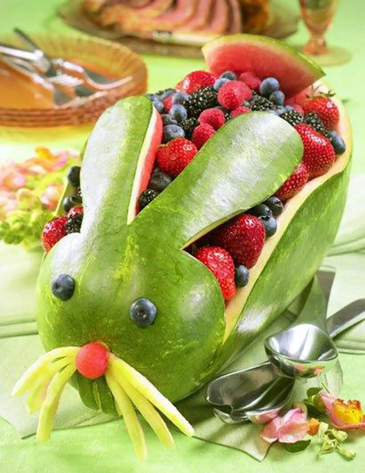 تزیین شب یلدا + زیباترین دیزاین و تزیین برای شب یلدا امسال بسیار شیک