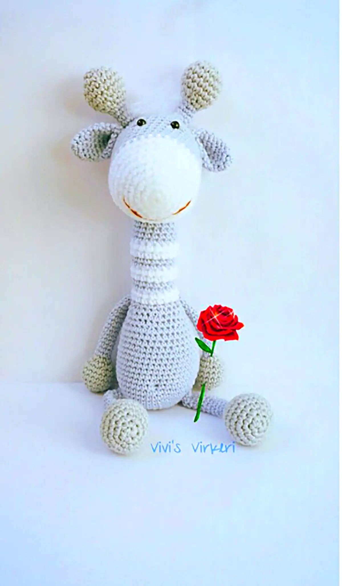 عروسک بافتنی زرافه دخترانه