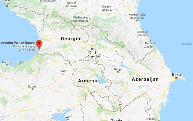 مکان توریستی قفقاز در آتش/ 3 ترکیه ای و یک اسرائیلی در میان مجروحان