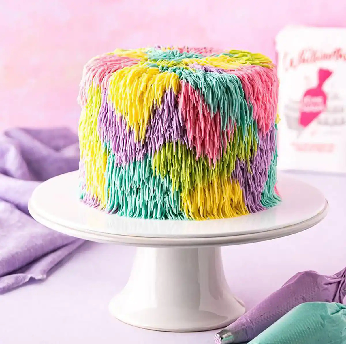 عکس کیک تولد ساده و شیک