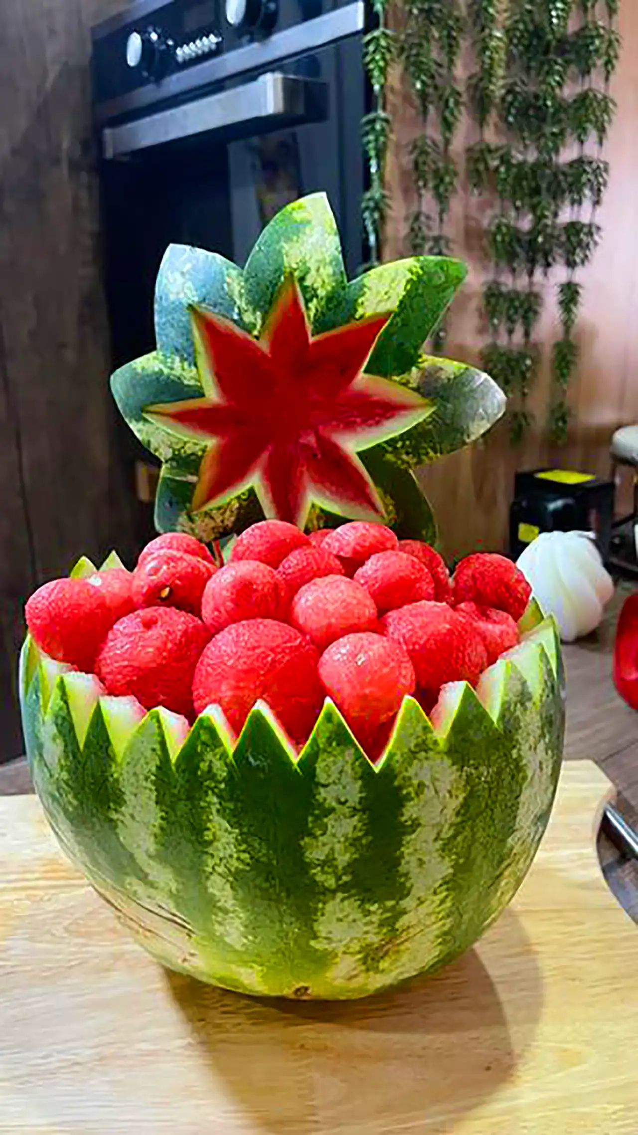 تزیین هندوانه برای یلدا