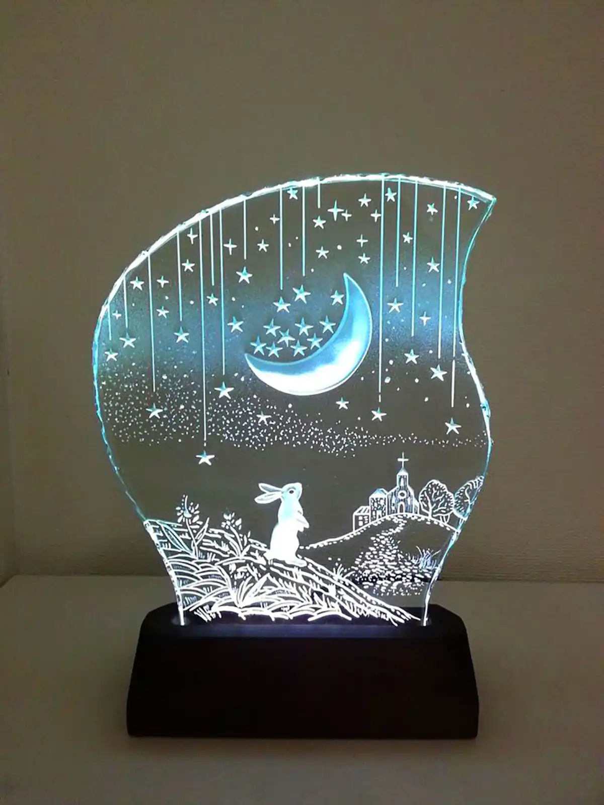 شب خواب طرح ماه