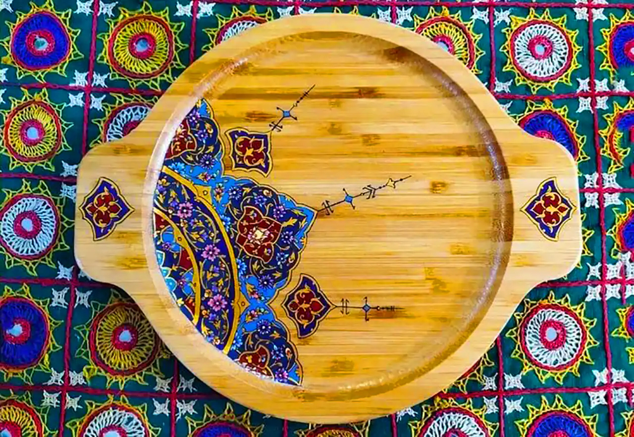 سینی چوبی با طرح اسلیمی 