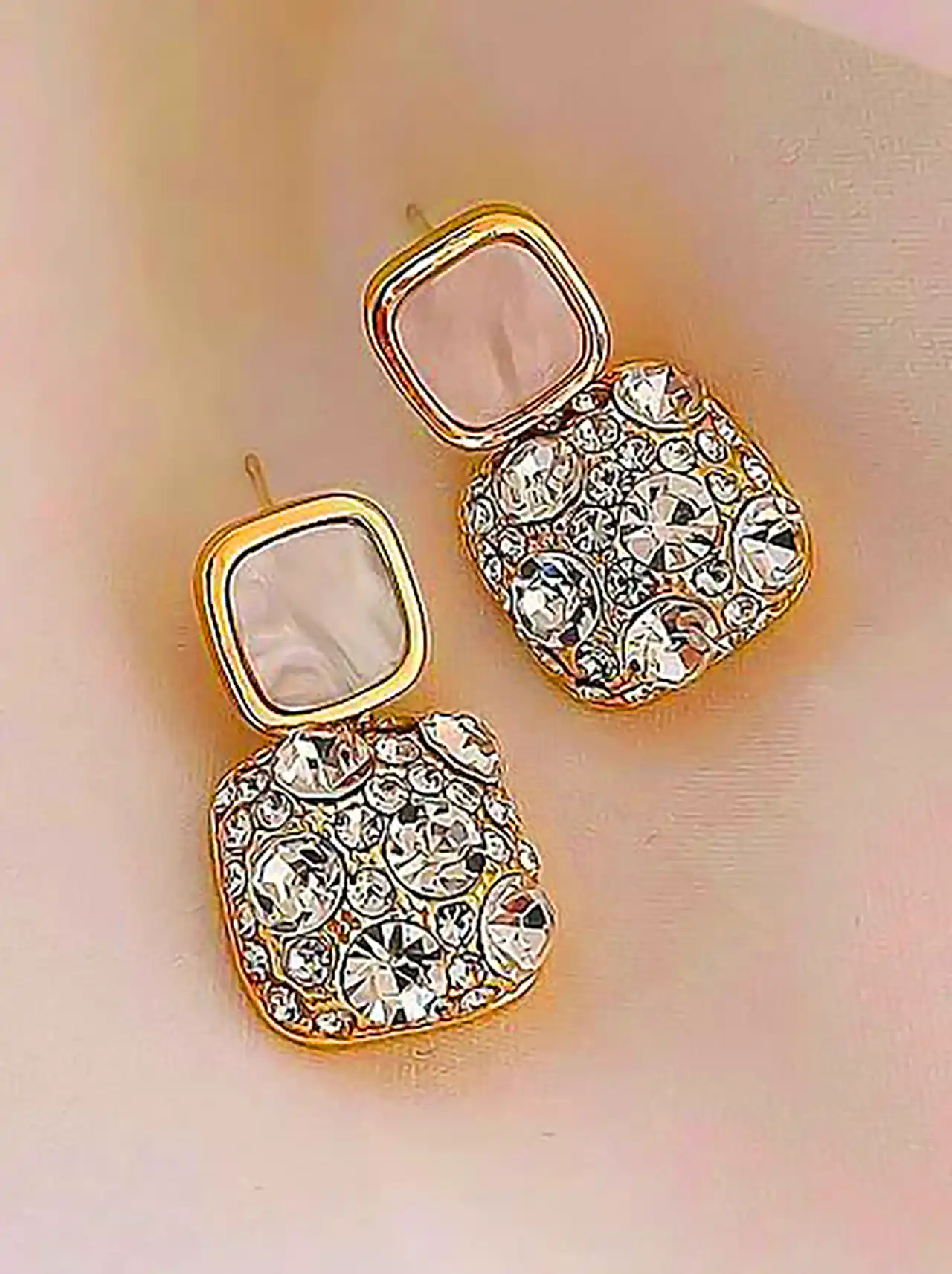 گوشواره جواهردوزی دستساز