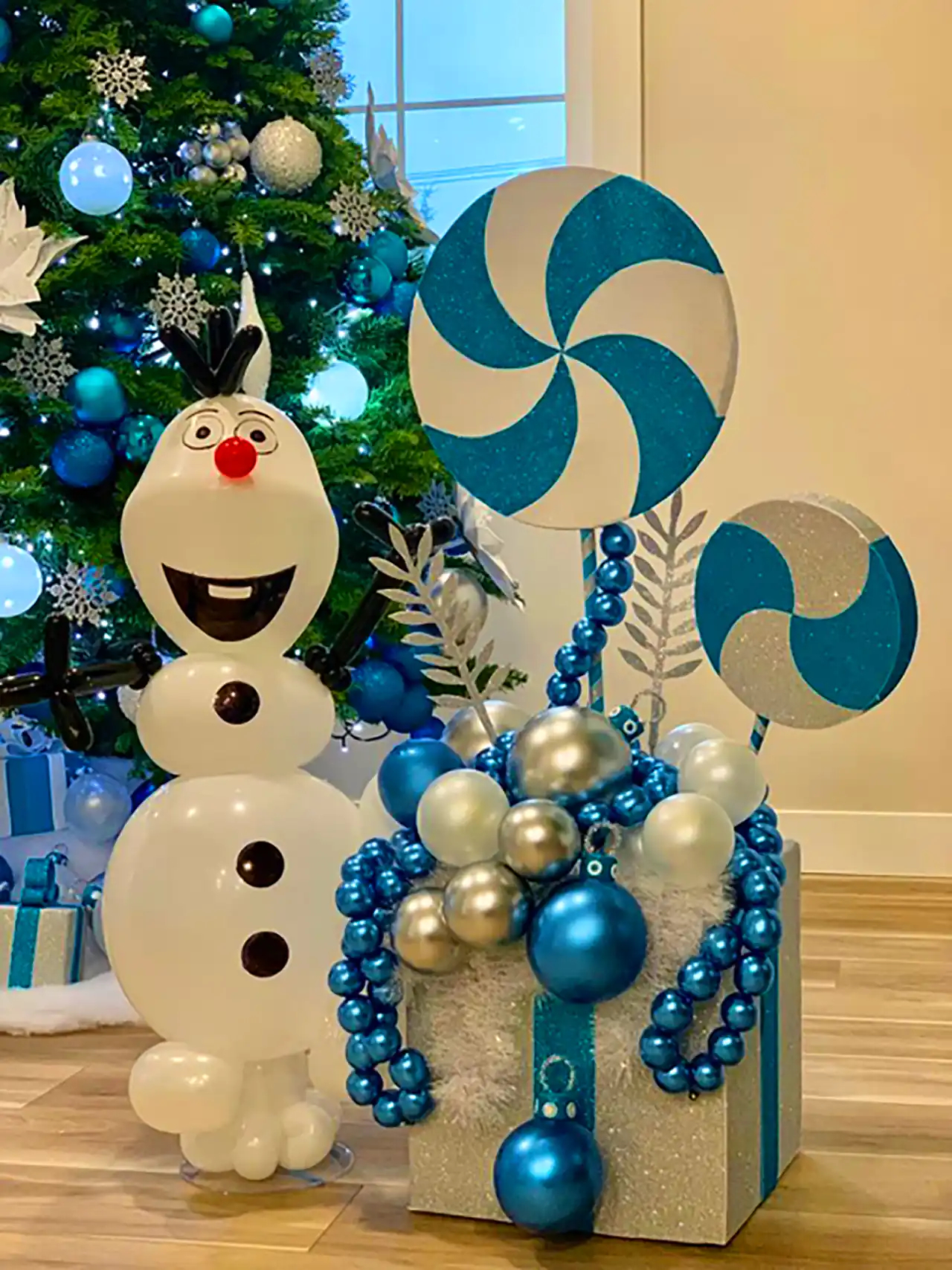 دکور جشن با تم آبی