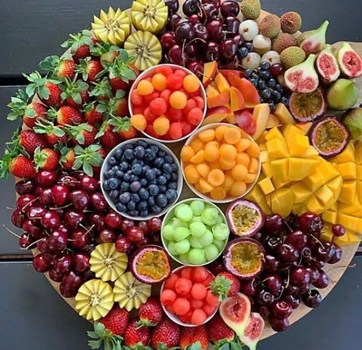 باکس میوه و گل
باکس میوه عیادت بیمار
باکس گل و میوه برای عیادت
باکس میوه بله برون
باکس میوه چوبی
باکس میوه خشک
