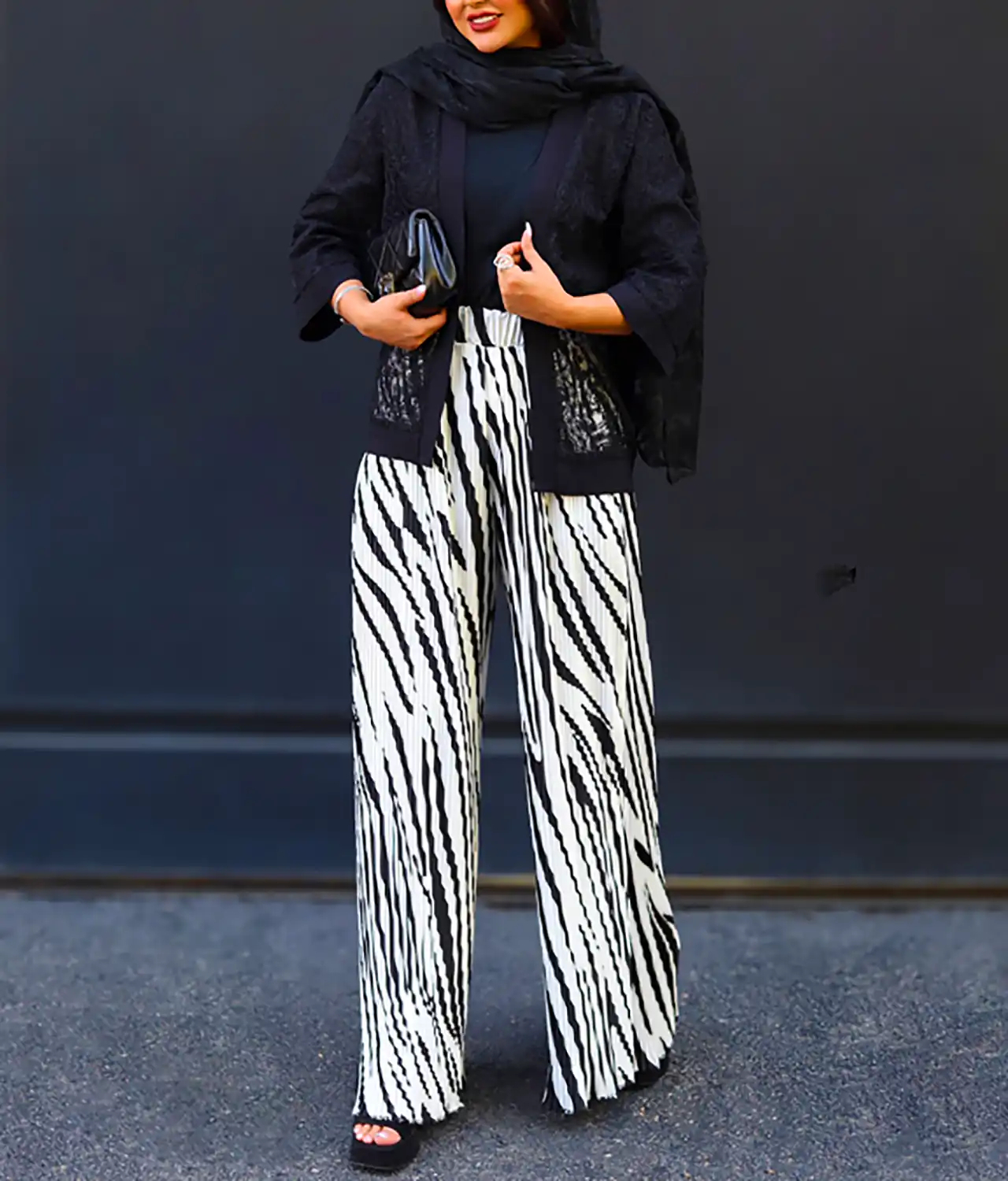 تیپ زنانه اسپرت و روزمره 