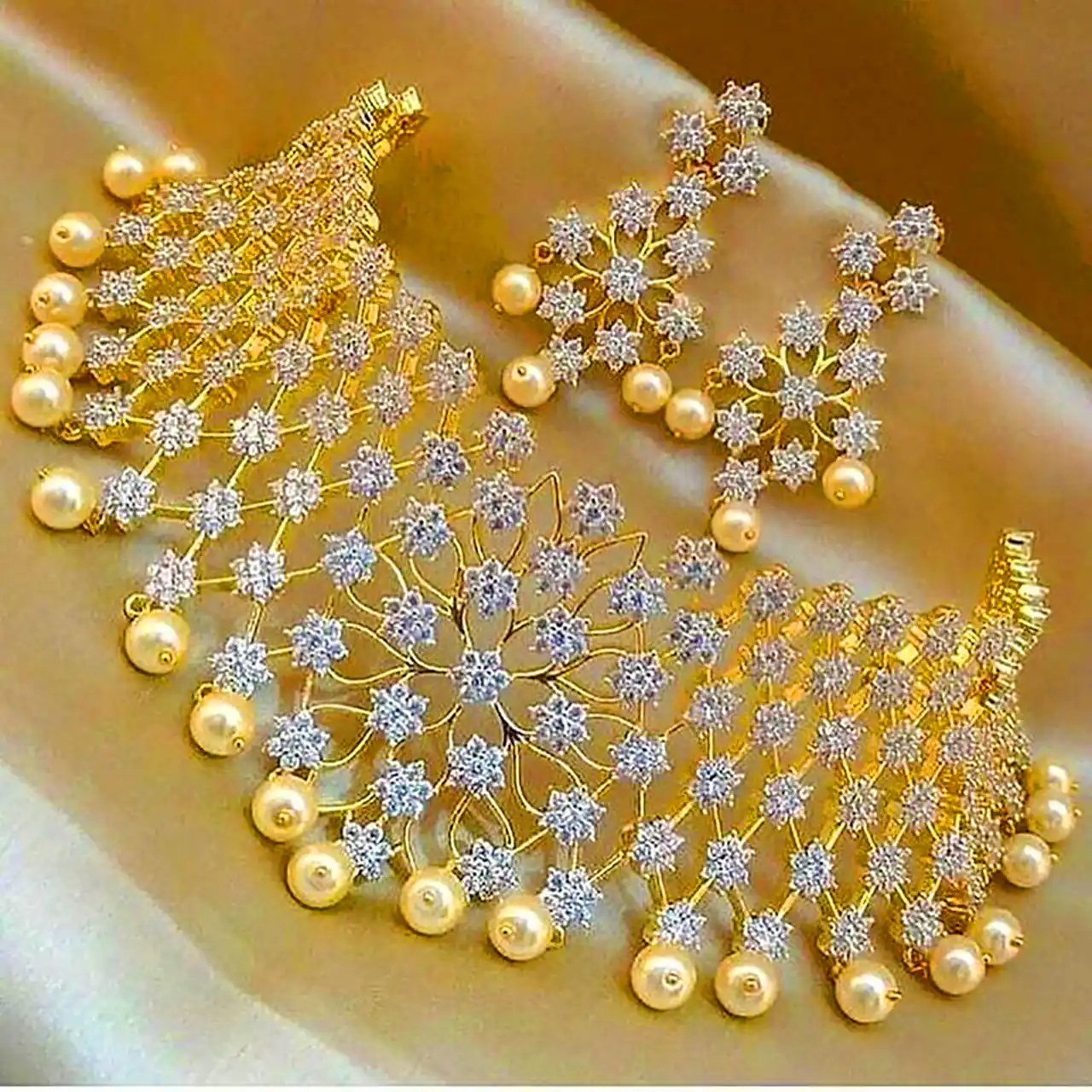 سرویس جواهر طلایی خاص و شیک 