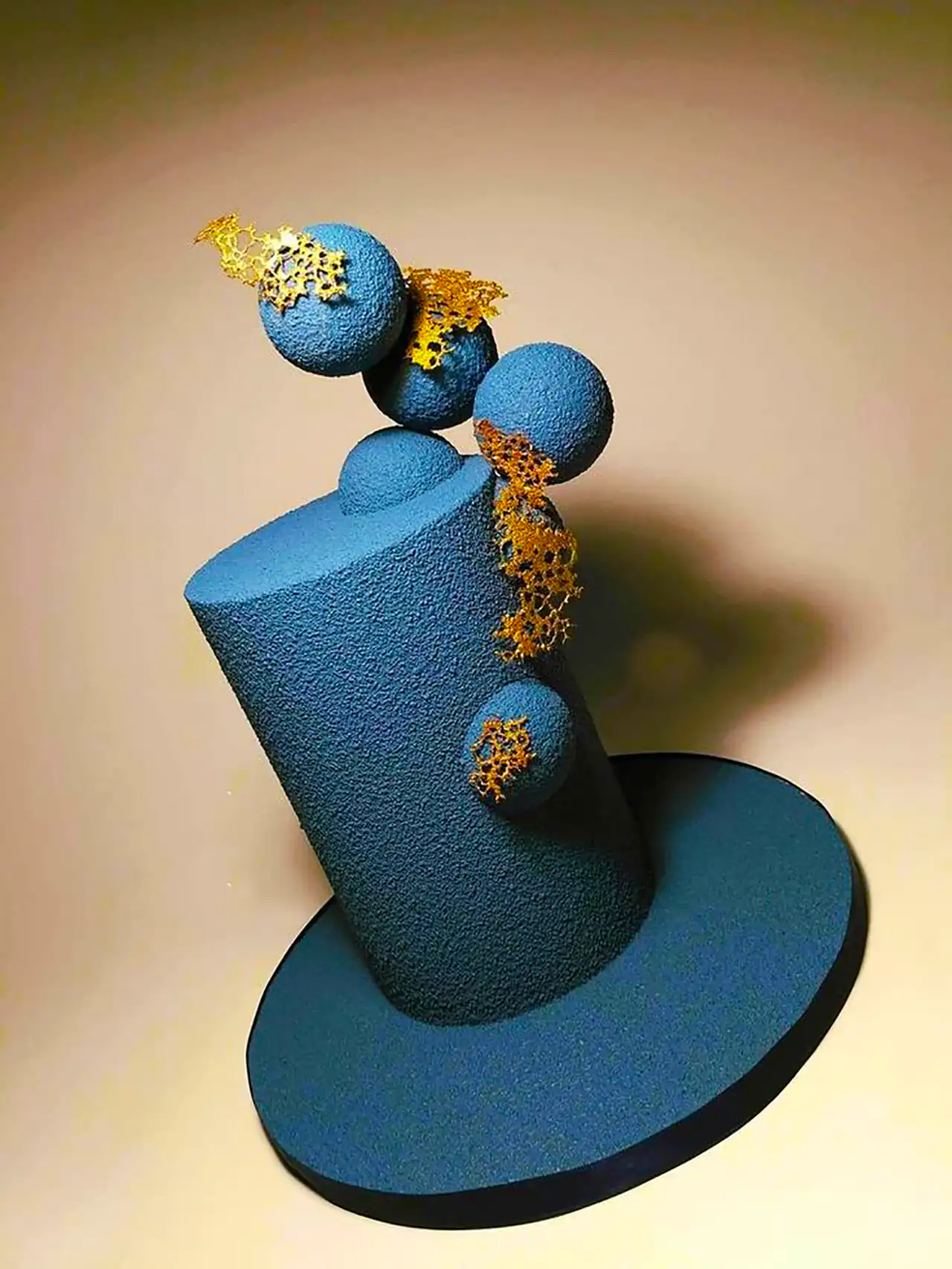 کیک تولد مدرن آبی