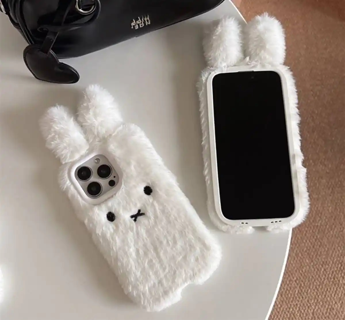 قاب گوشی عروسکی برجسته