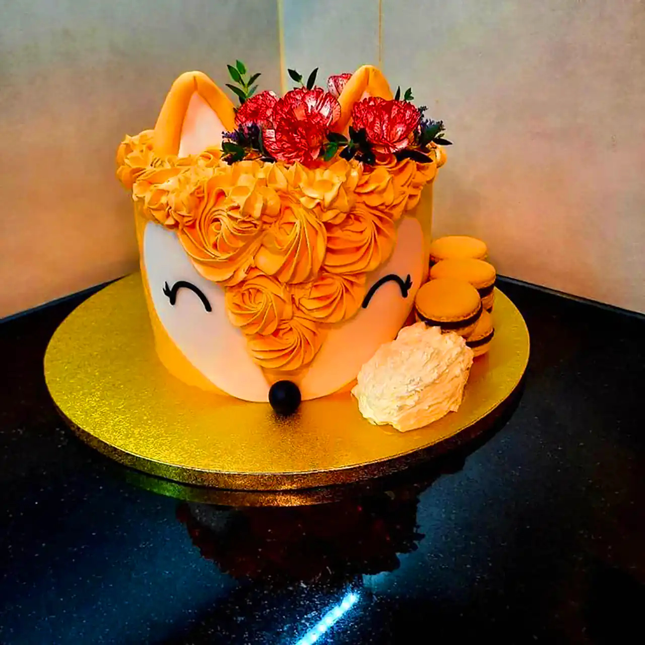 کیک فانتزی رنگی خاص روباه