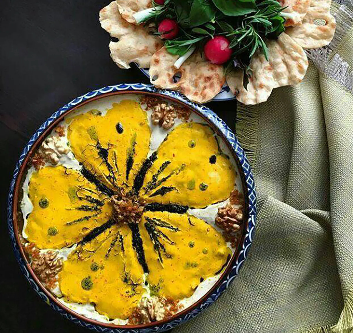 تزیین آش رشته با کشک و پیاز داغ
عکس آش رشته تزیین شده
طرز تهیه کشک برای تزیین آش رشته
تزیین آش رشته برای مدرسه
تزیین آش رشته نذری ساده
عکس آش رشته خانگی