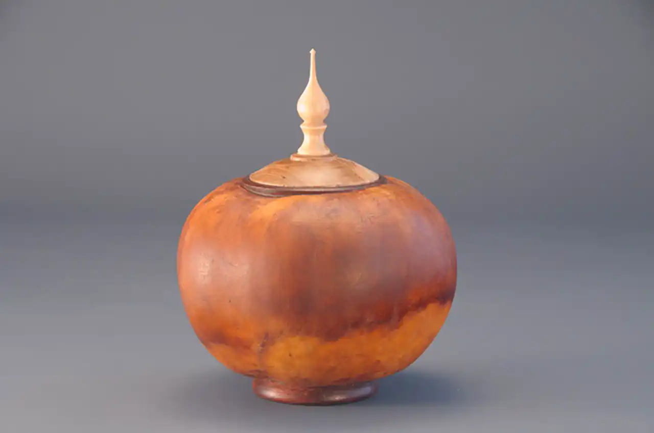 قندان چوبی مدرن