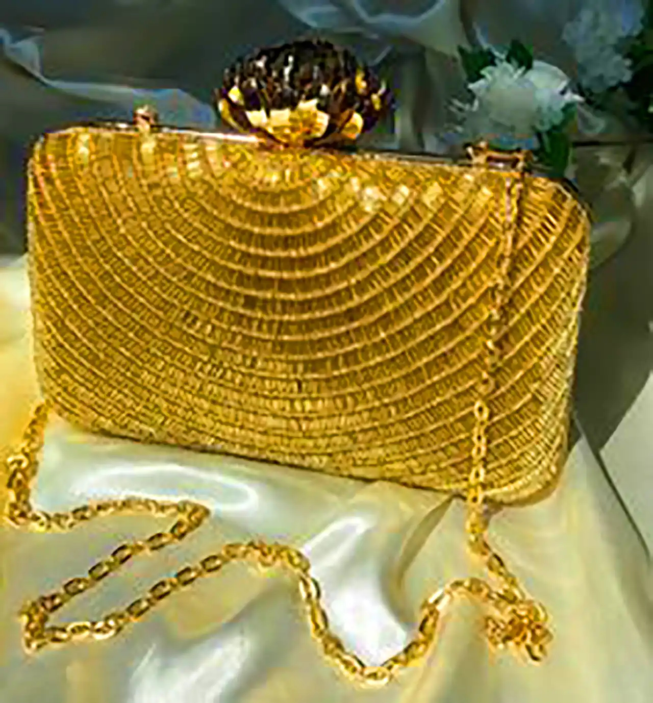 کیف طلایی مجلسی