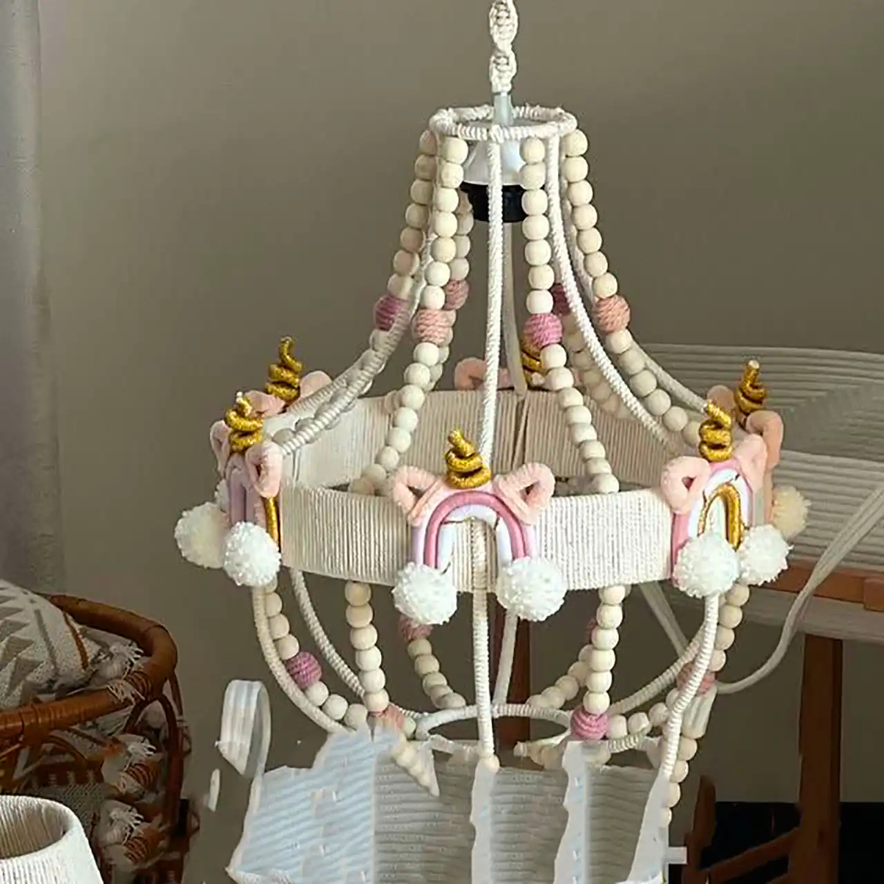 لوستر فانتزی اتاق کودک