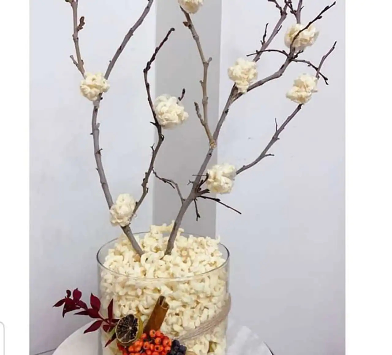 تزیین پفیلا شب یلدا + جدیدترین و شیک ترین مدل های تزیین پفیلا برای شب یلدای امسال