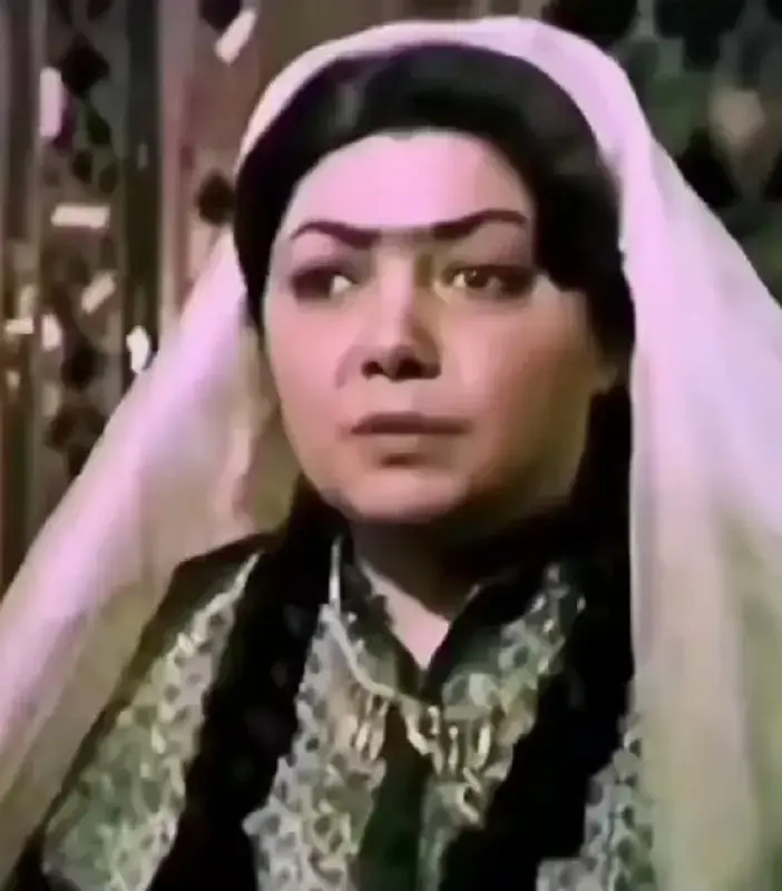حمیده خیرآبادی