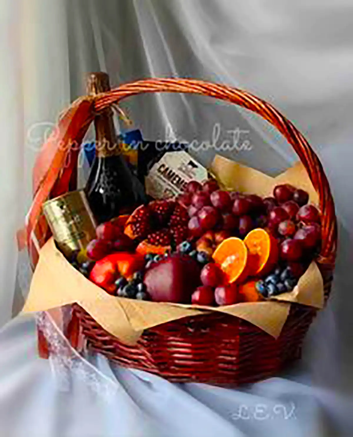 سبد میوه کادویی عروس