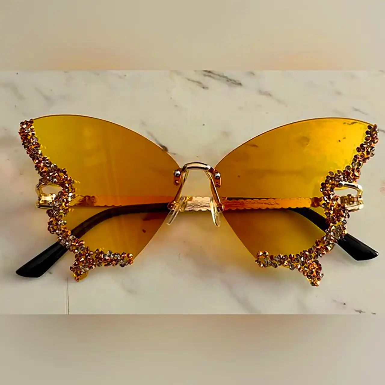 عینک آفتابی فانتزی 