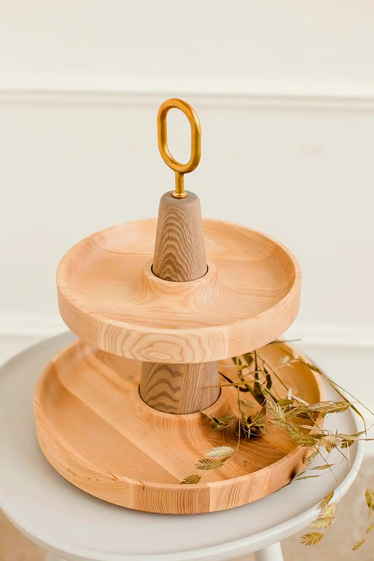 شیرینی خوری طبقاتی چوبی