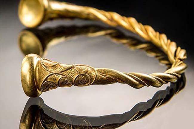 قدیمی‌ترین گنجینه طلای انگلیس پیدا شد
