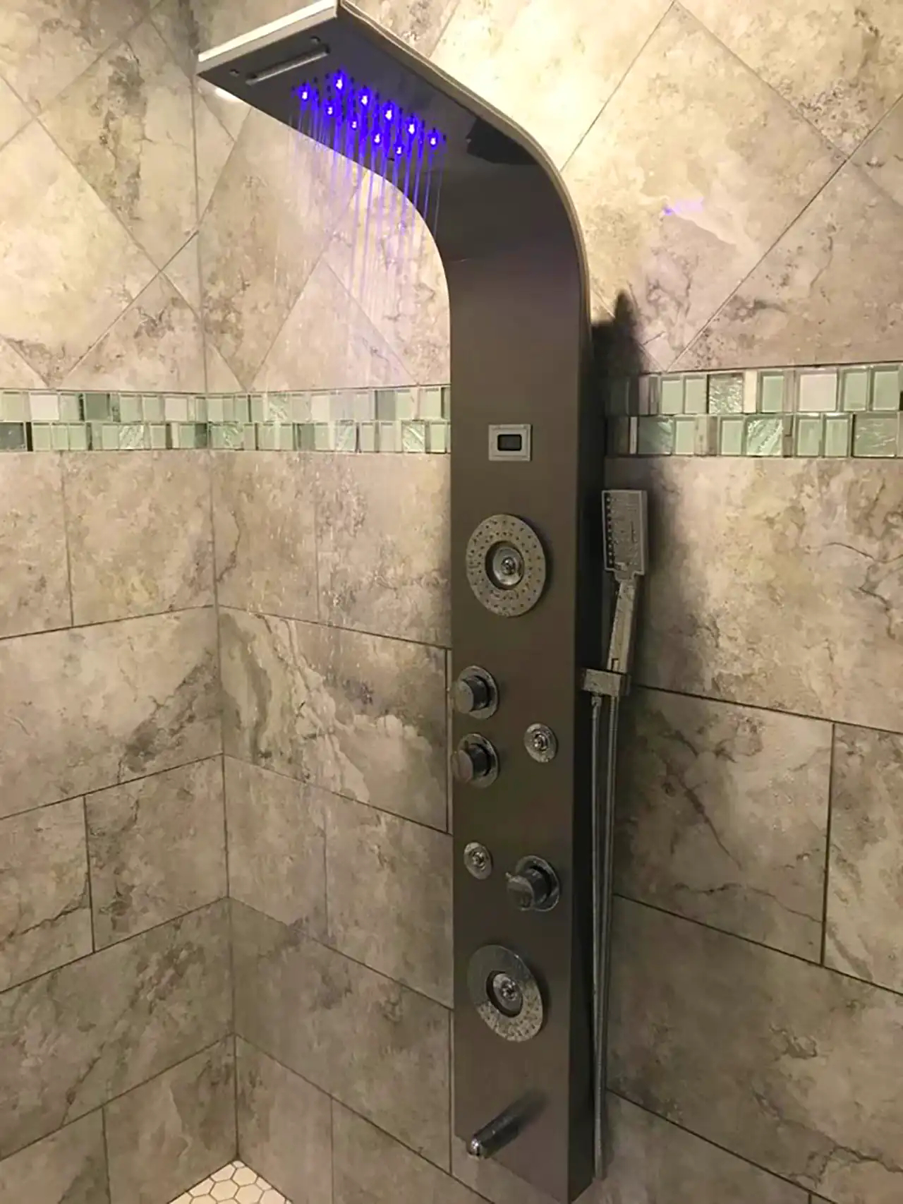 دوش حمام مدرن زیبا