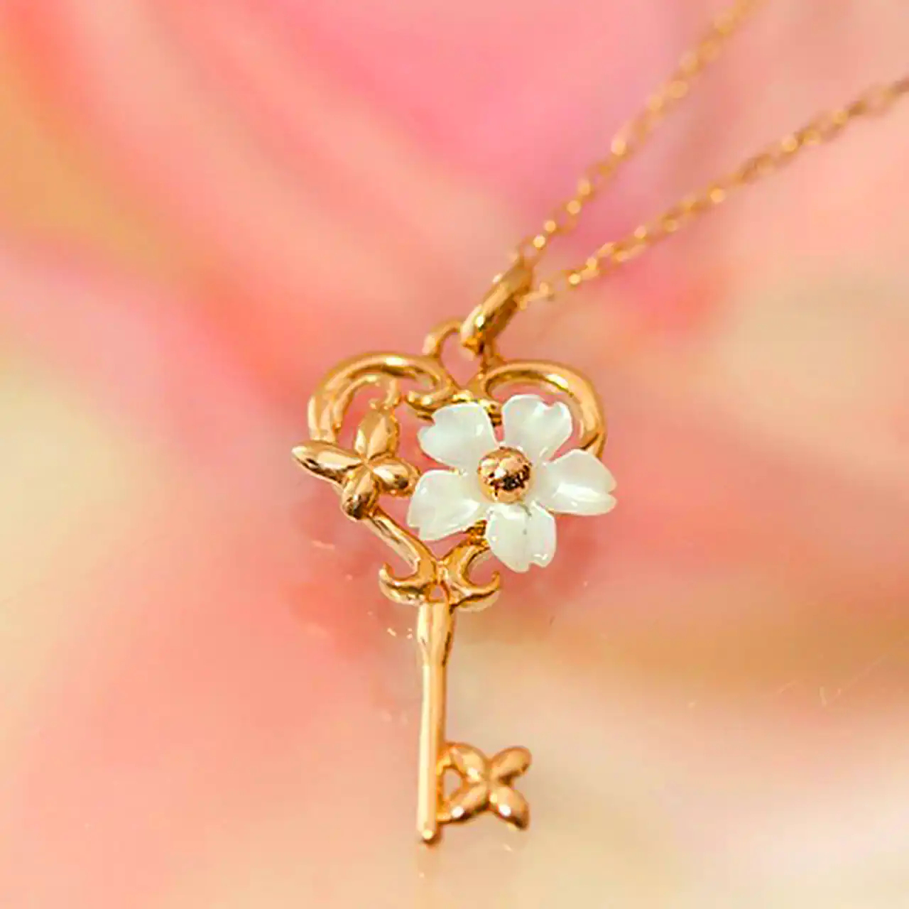 گردنبند طلا طرح کلید