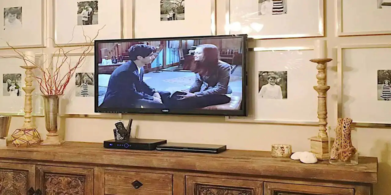 مدل دکوراسیون تلویزیون + زیباترین مدل های دکوراسیون تلویزیون بسیار شیک و لاکچری