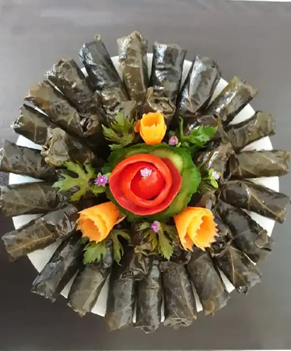 تزیین دلمه مجلسی