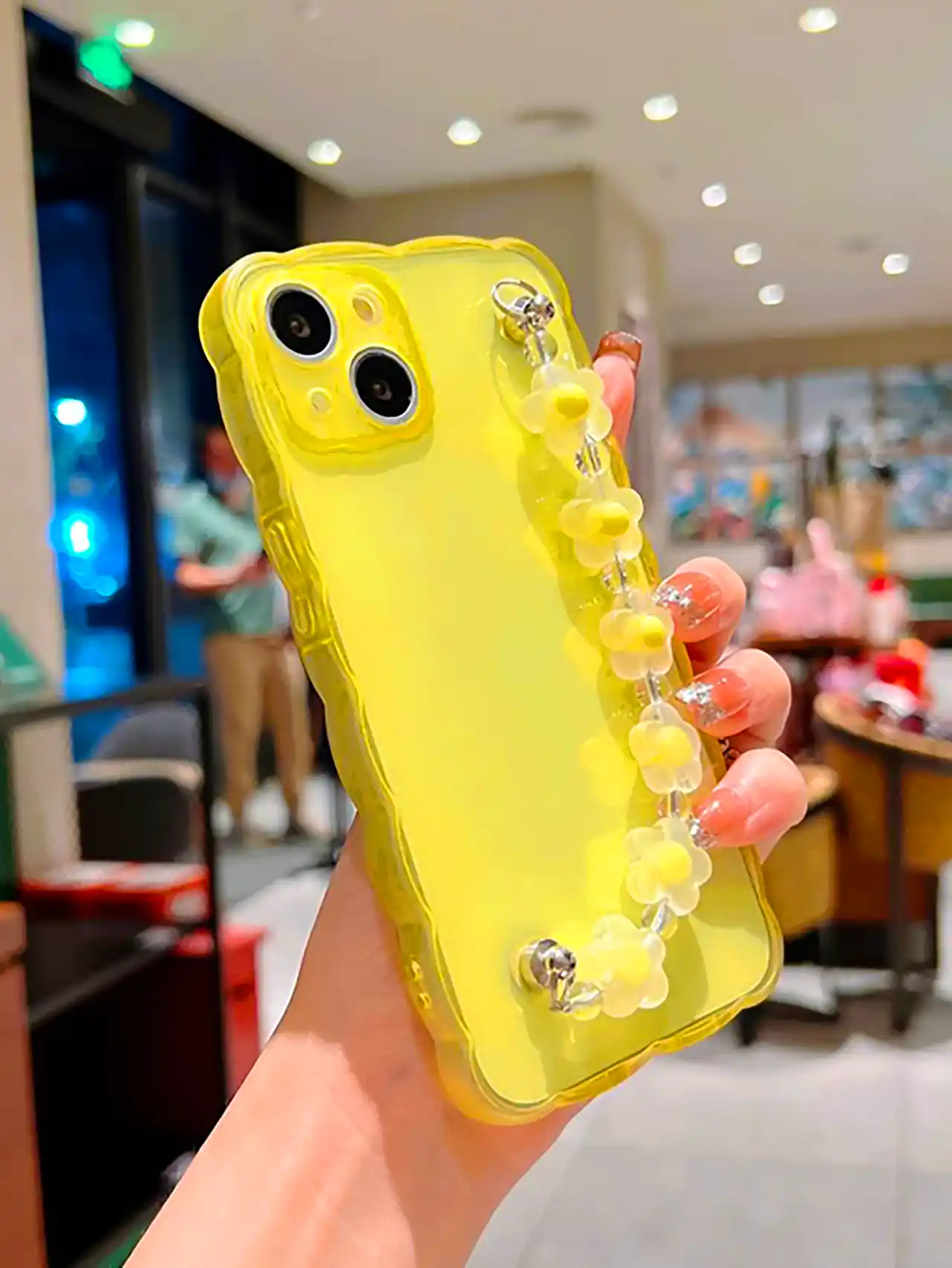 قاب گوشی با زنجیر تزئینی