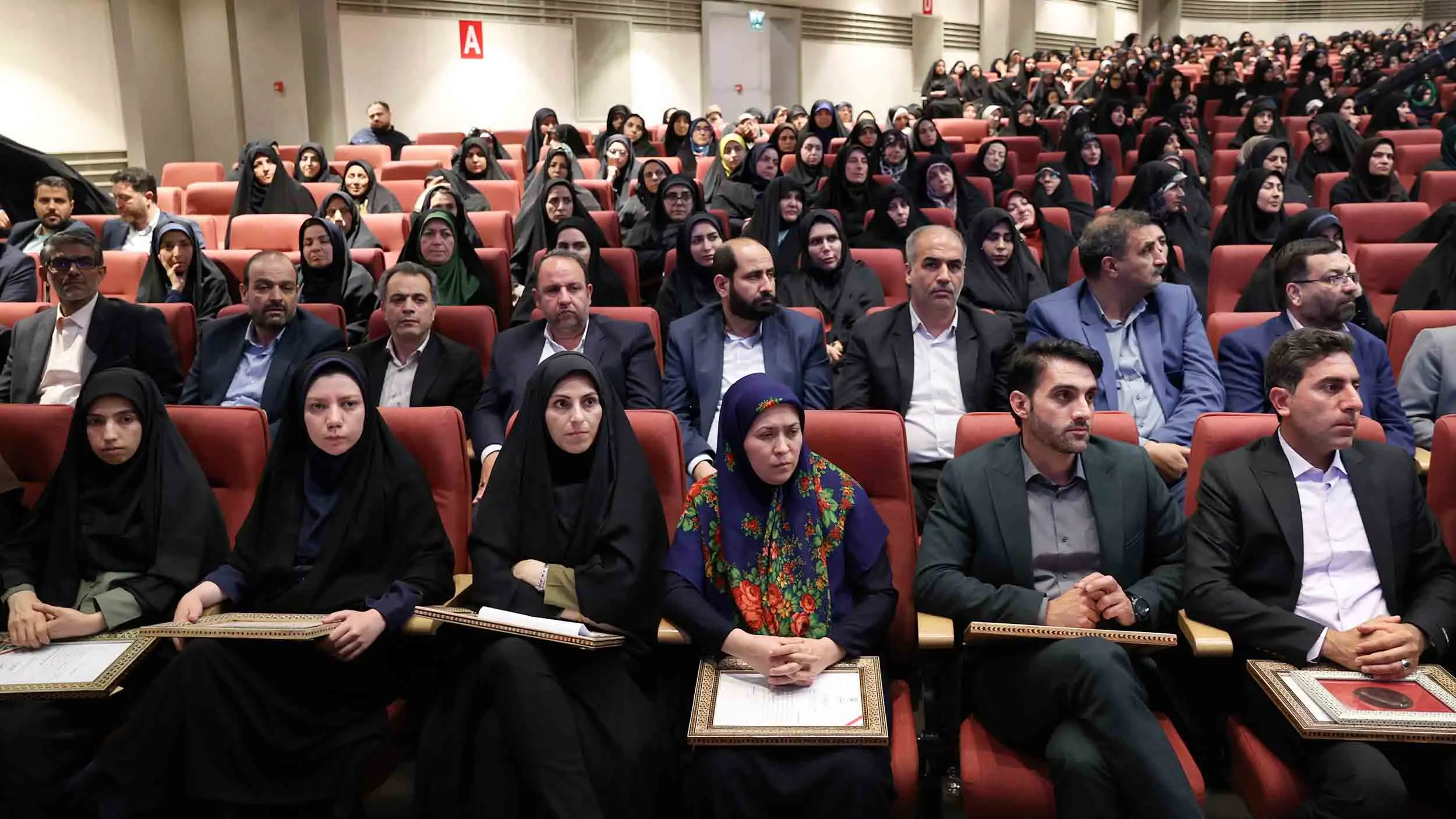 آیت الله سید ابراهیم رییسی رییس جمهور کشورمان، امروز ( دوشنبه )  در آیین تجلیل از معلمان نمونه کشوری