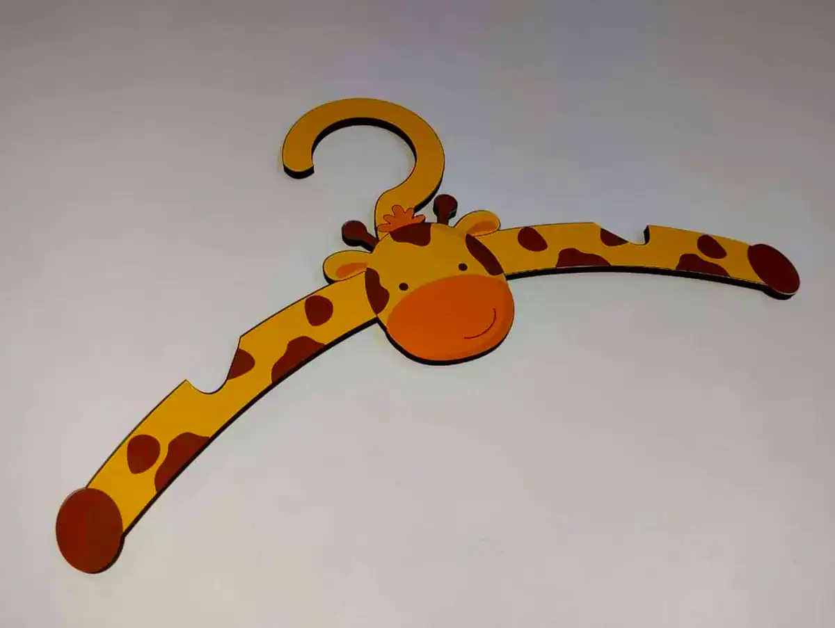 چوب لباسی فانتزی برای سیسمونی