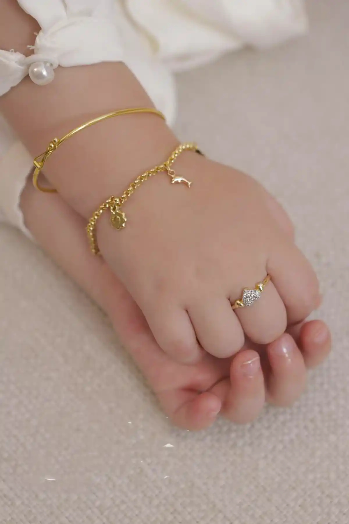 دستبند طلا نوزادی شیک